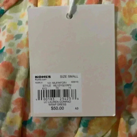 Lauren Conrad Women’s Wrap Dress. New With Tags. Small. Peach, Yellow, Green. - Picture 6 of 7